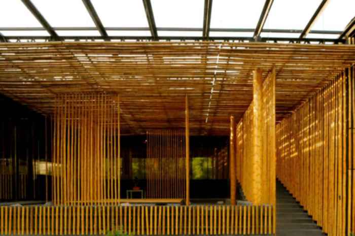 Desain kamar dinding rumah bambu